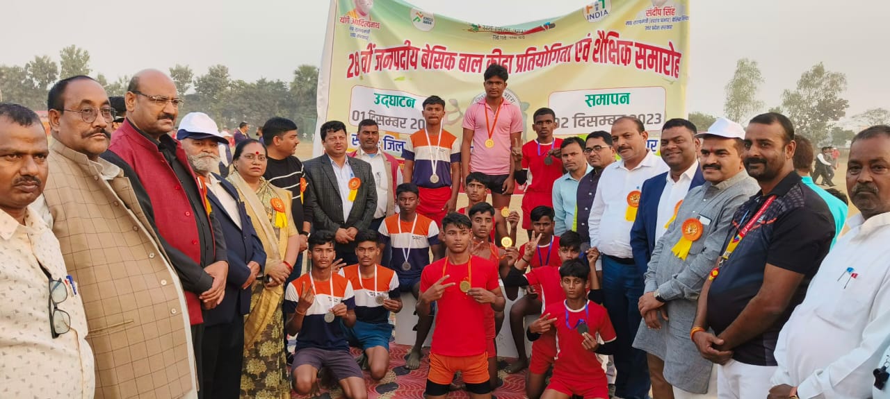 पडरौना तहसील जिला चैंपियन, कप्तानगंज को द्वितीय स्थान