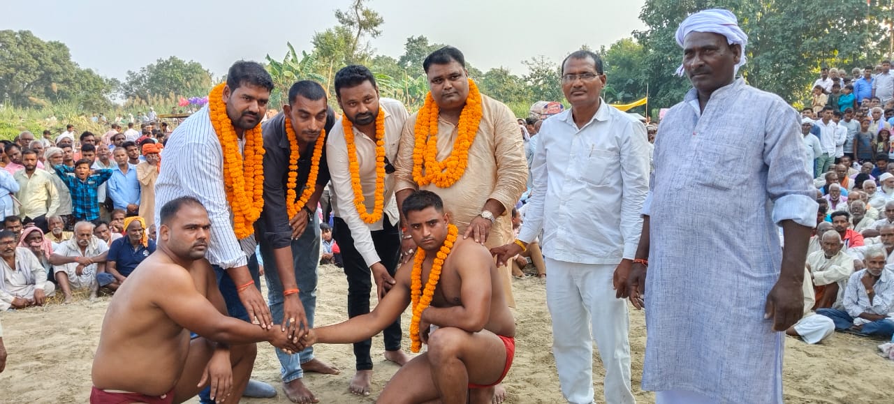 पहलवानों ने दिखाया दमखम दर्शकों ने खूब सराहा