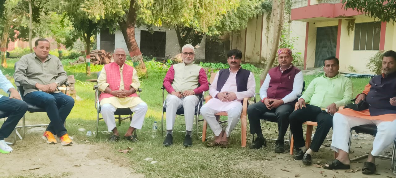 10 से 15 दिसंबर तक होगा कुशीनगर महोत्सव का भव्य आयोजन - तैयारी को लेकर किसान पीजी कालेज में हुई बैठक