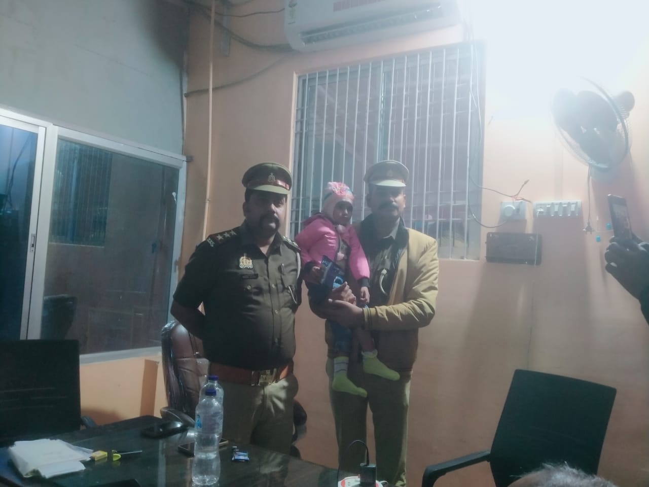 चार साल की मासूम बच्ची को पुलिस ने सकुशल किया बरामद, परिजनों के खिल उठे चेहरे