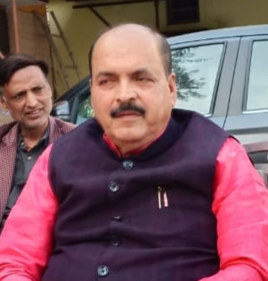 एफआईआर वापस न होने पर 11 मार्च से शिक्षक विधायक जिलाधिकारी कार्यालय पर करेंगे धरना 